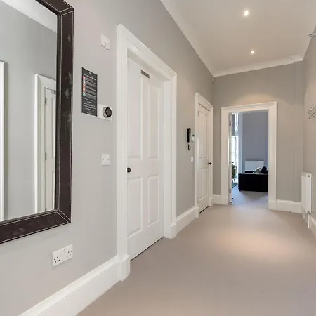 Destiny Scotland - Q-residence