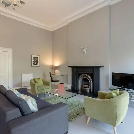 Destiny Scotland - Q-residence Апартаменты Эдинбург