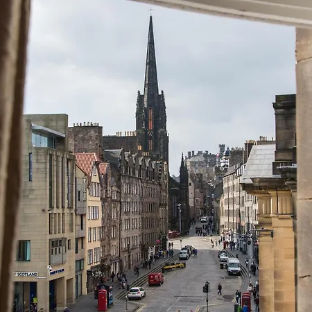 St Giles Royal Mile شقة