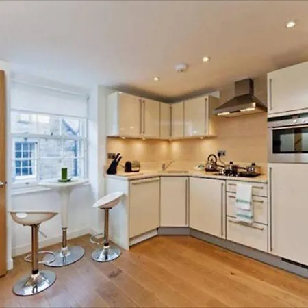 My-canning Street *