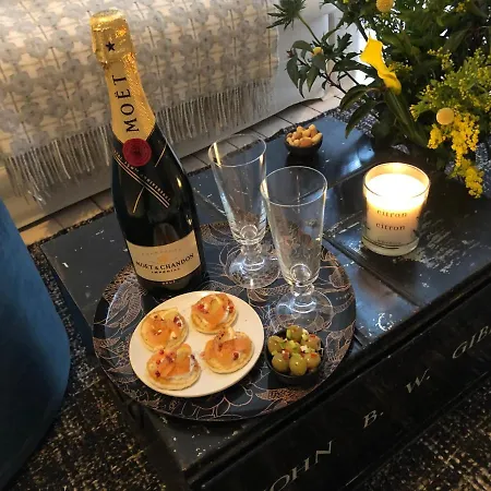 Altido Broughton Bolthole - Chic Haven In Amazing Location Apartament *