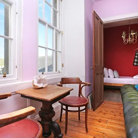 Joivy Iconic Colorful On The Royal Mile Apartamento Edimburgo