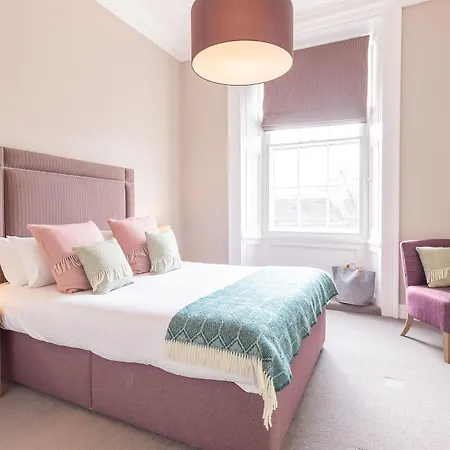 No1 - George Iv Bridge Otel