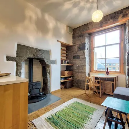 Guestready - Lovely Central 1br Flat Next To Holyrood Park Edimburgo