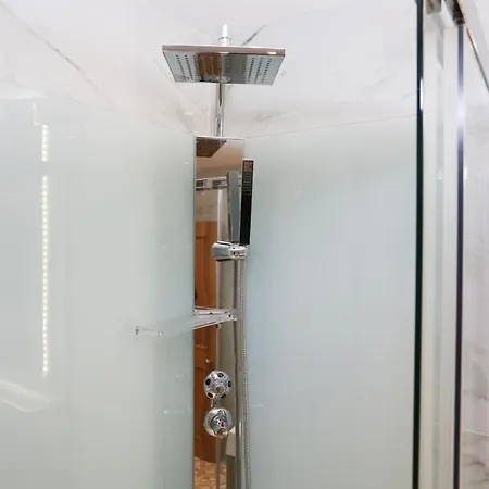 Joivy Modern And Airy Flat On The Historic Royal Mile