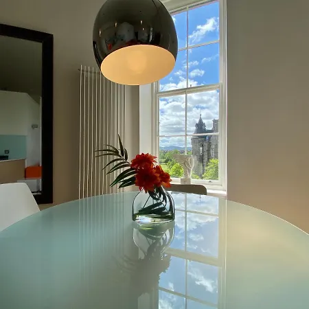 Hotel apartamentowy Quartermile Serviced Edynburg