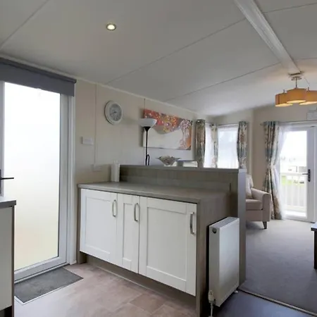 - Seton Sands-cameo Caravan-pet Friendly *