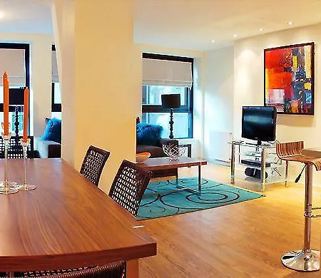 أجنحة برينسز ستريت شقة فندقية إدنبرة