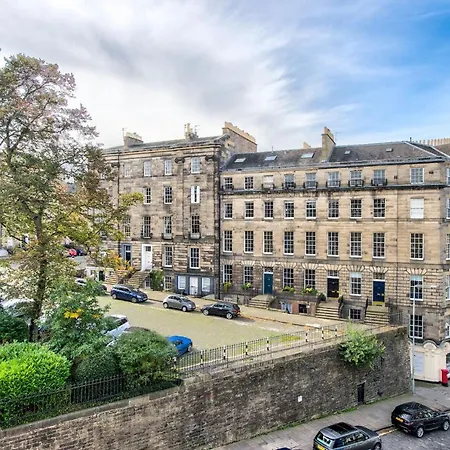 Daire Joivy Bright & Spacious In Stockbridge Edinburgh