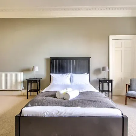 Joivy Bright & Spacious In Stockbridge *