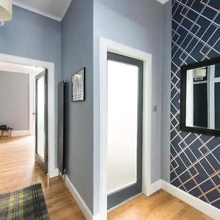 Centre, 5 Star Ground Floor Appartement