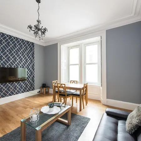 Centre, 5 Star Ground Floor