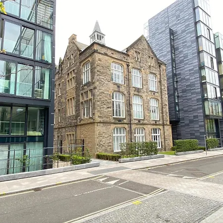 Apartment City Centre Castle Walk