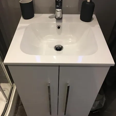 Holyrood Park Apartment *