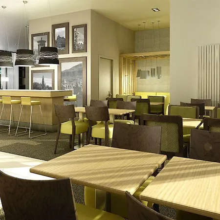 By Marriott 4* Edimburgo