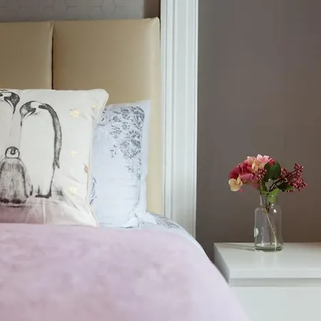 Stunning 2-bed In *