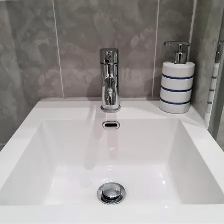 The Victorian - 3 Bedroom *