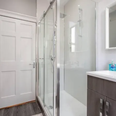 Stunning 2-bed In *