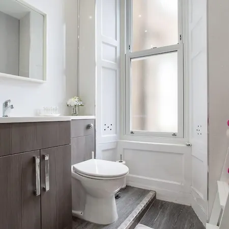 公寓 Stunning 2-bed In 爱丁堡