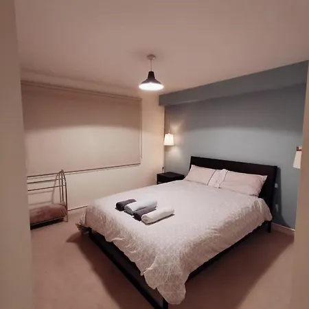 Modern 2 Bedrooms Flat Near Citycentre Sleep For 6 Appartamento