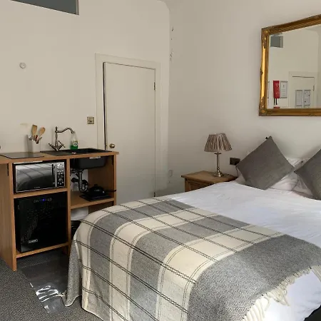 Royal Mile By The Castle Apart Otel Edinburgh