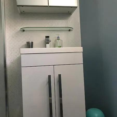 Centre Old Town 3 Bedrooms 아파트 *