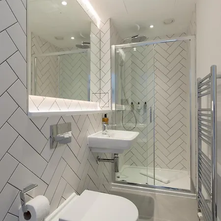 Destiny Scotland Market Street 公寓