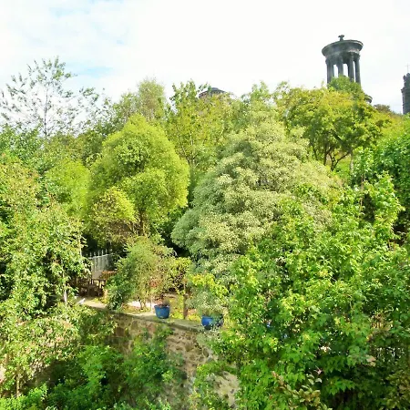F2 Charming Centre Full Of Character Apartment Edinburgh