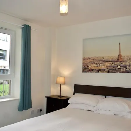 Modern 2 Bedroom Centre Flat Apartmán *