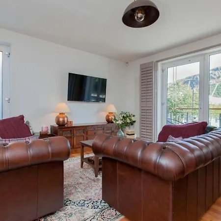 Holyrood - Luxury With Parking Edinburgh