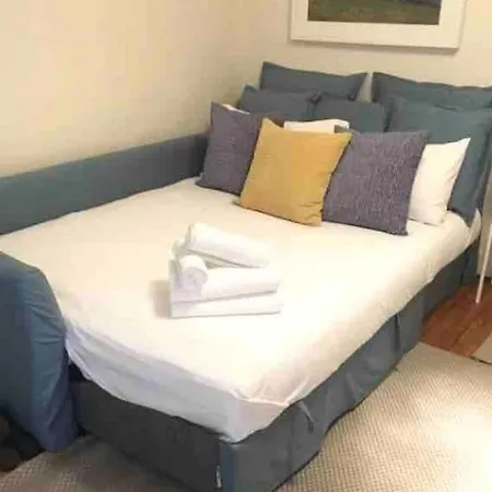 With Private Entrance & Patio Apartamento Edimburgo