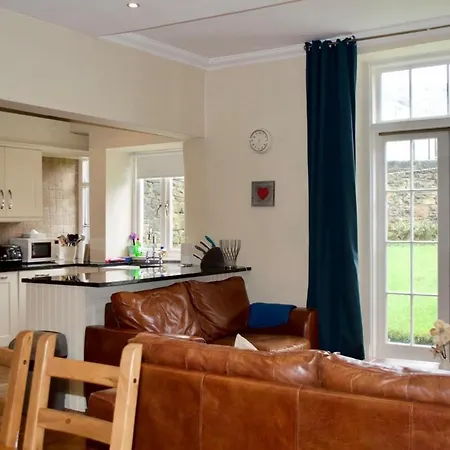 Stunning 3 Bedroom City Centre *