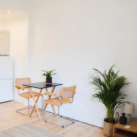 Apartment Modern 1 Bedroom Flat In The Heart Of *