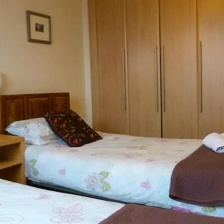 Abbey- Citycenter エディンバラ