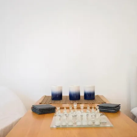Apartament Calm And Cosy Two Bedroom Flat In City Centre *