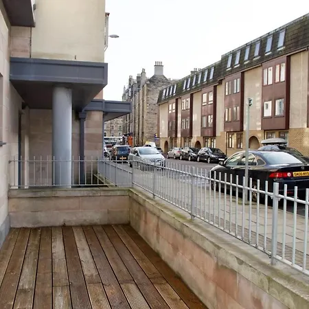 Modern 2 Bedroom Centre Flat Apartmán Edinburgh