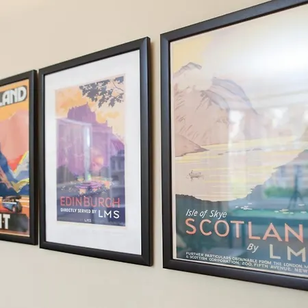 Amazing 4 Bedroom Just Off The Meadows Apartment Edinburgh