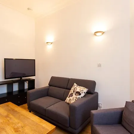 Incredibly Central 2 Bed Edimburgo