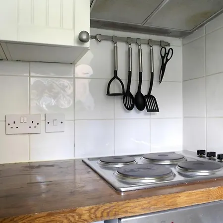 New Town Flat 10 Mins From Princes Street *