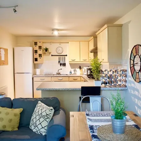 شقة Spacious 3 Bed In Central Location إدنبرة