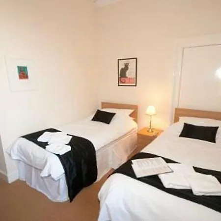 شقة Central Apartments Edinburgh *