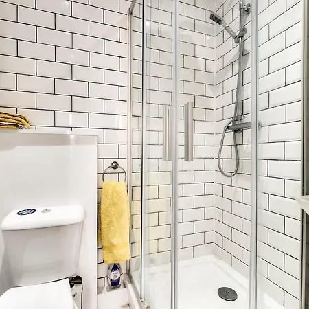 Guestready - Revamped 2br Flat In Newington Near Uni Of *