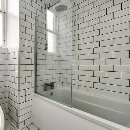 Guestready - Revamped 2br Flat In Newington Near Uni Of