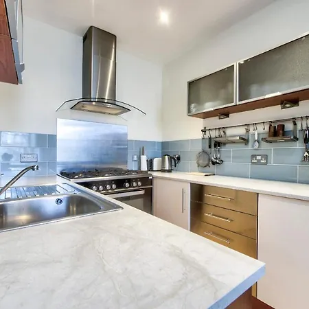 Guestready - By The Meadows Close To City Center شقة إدنبرة