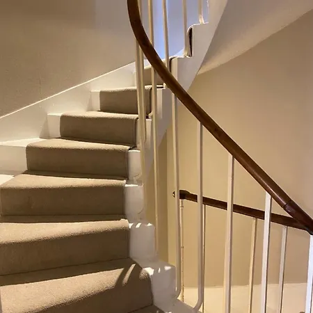 Private In City Centre Townhouse Edimburgo