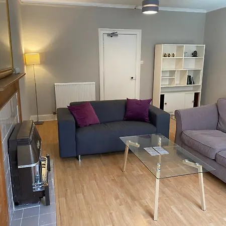 Private In City Centre Townhouse Edinburgh