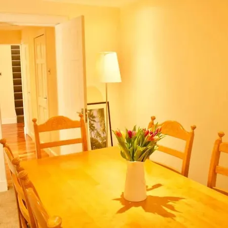 Altido Superb Terraced House With Patio In Leith 公寓 *