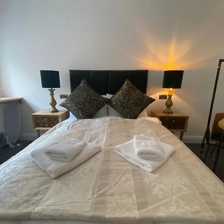 Royal Mile Romance By Heritage Collection * Edimburgo