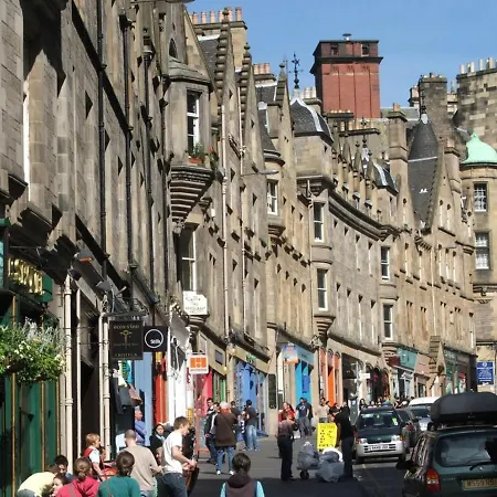 Cozy Beside Castle!!! Apartamento Edimburgo