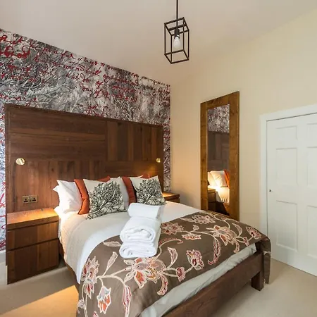 Johnstone By The National Trust Scotland Edinburgh